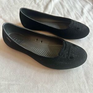 Like New- Crocs- Ladies Ballet Flats- Black Velvet like material- Size 9